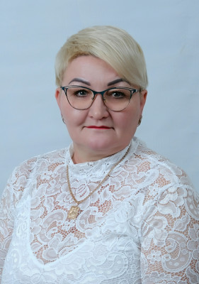 Заместитель заведующего Шушпанова Елена Ивановна